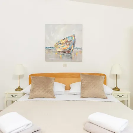Jagodna Apartment