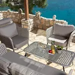 Jagodna * Hvar Town